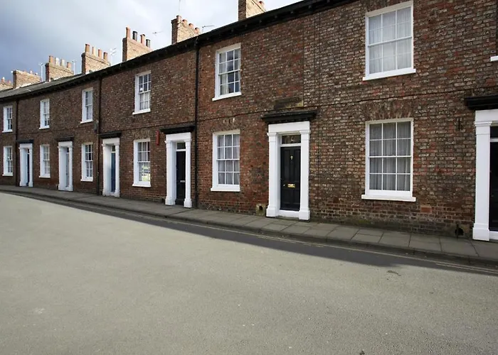 27 George Street